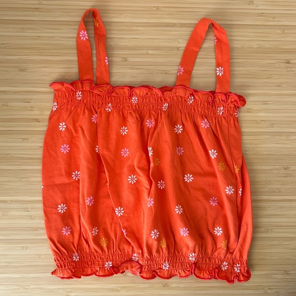 New, w/o tags, Old Navy, Sleeveless Smocked Lettuce-Edge Top for Girls - Picture 2 of 3